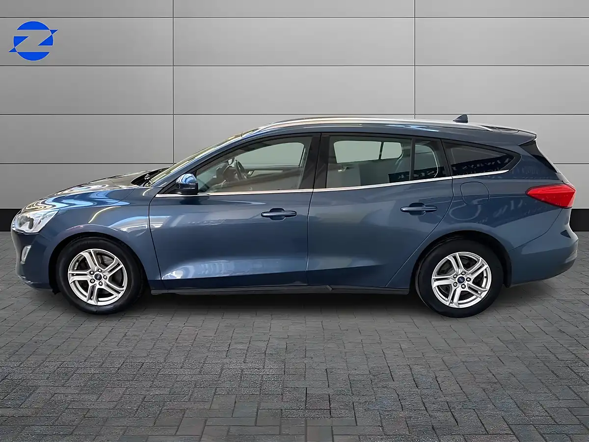 Used 2019 Ford Focus Zetec Blue - Interior and Exterior details 2
