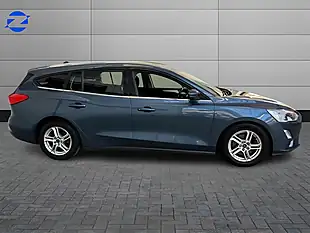 Used 2019 Ford Focus Zetec Blue - Interior and Exterior details 3