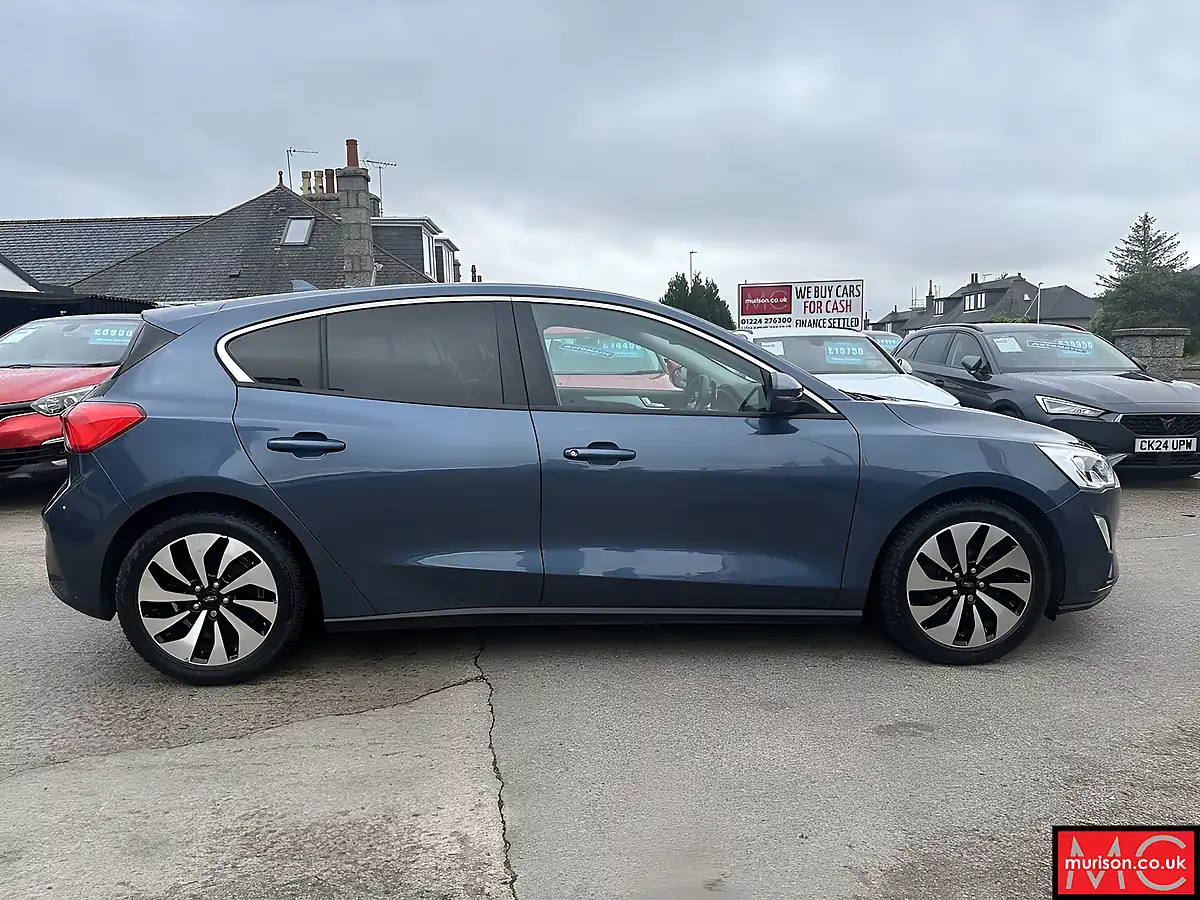 Used 2019 Ford Focus Zetec Blue - Interior and Exterior details 3