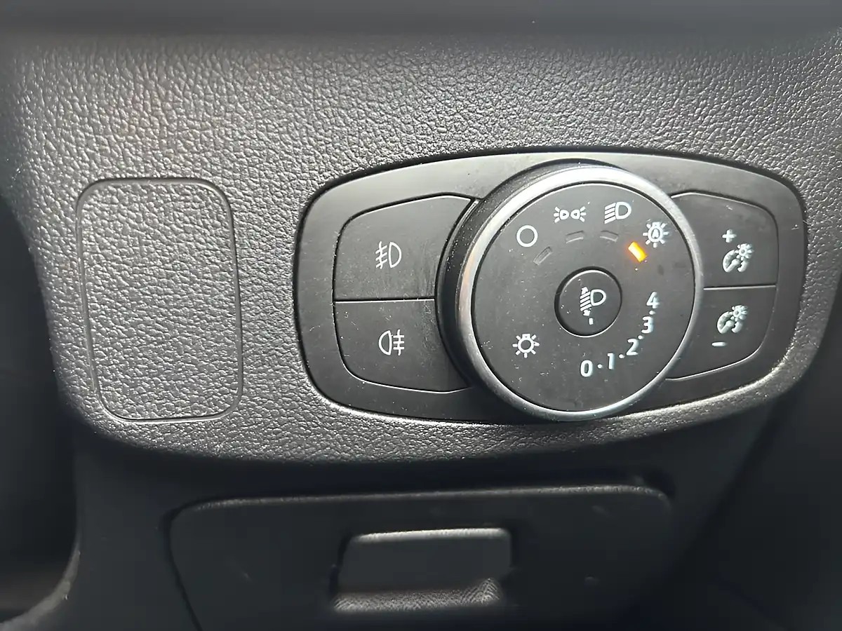 Used 2019 Ford Focus Zetec Blue - Interior and Exterior details 14