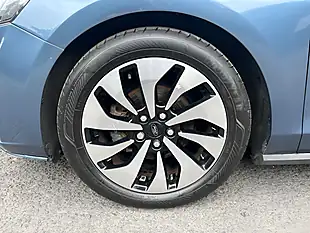 Used 2019 Ford Focus Zetec Blue - Interior and Exterior details 19