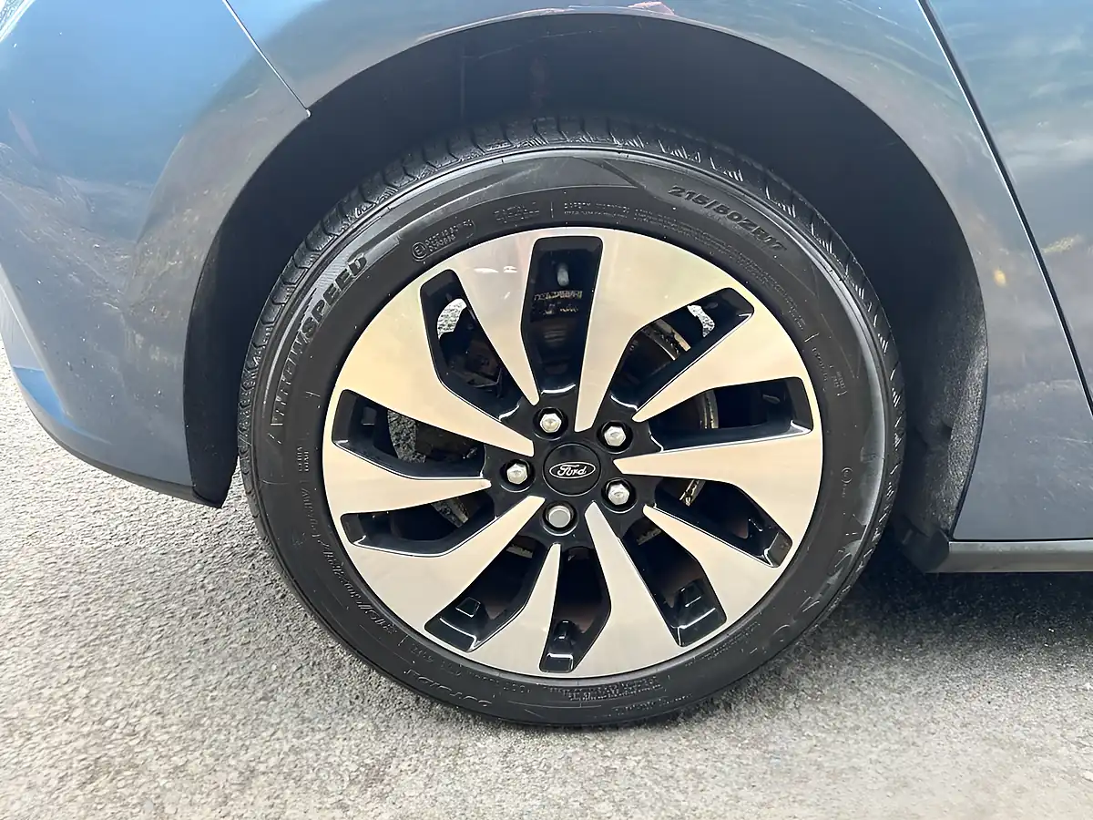 Used 2019 Ford Focus Zetec Blue - Interior and Exterior details 20