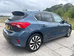 Used 2019 Ford Focus Zetec Blue - Interior and Exterior details 3