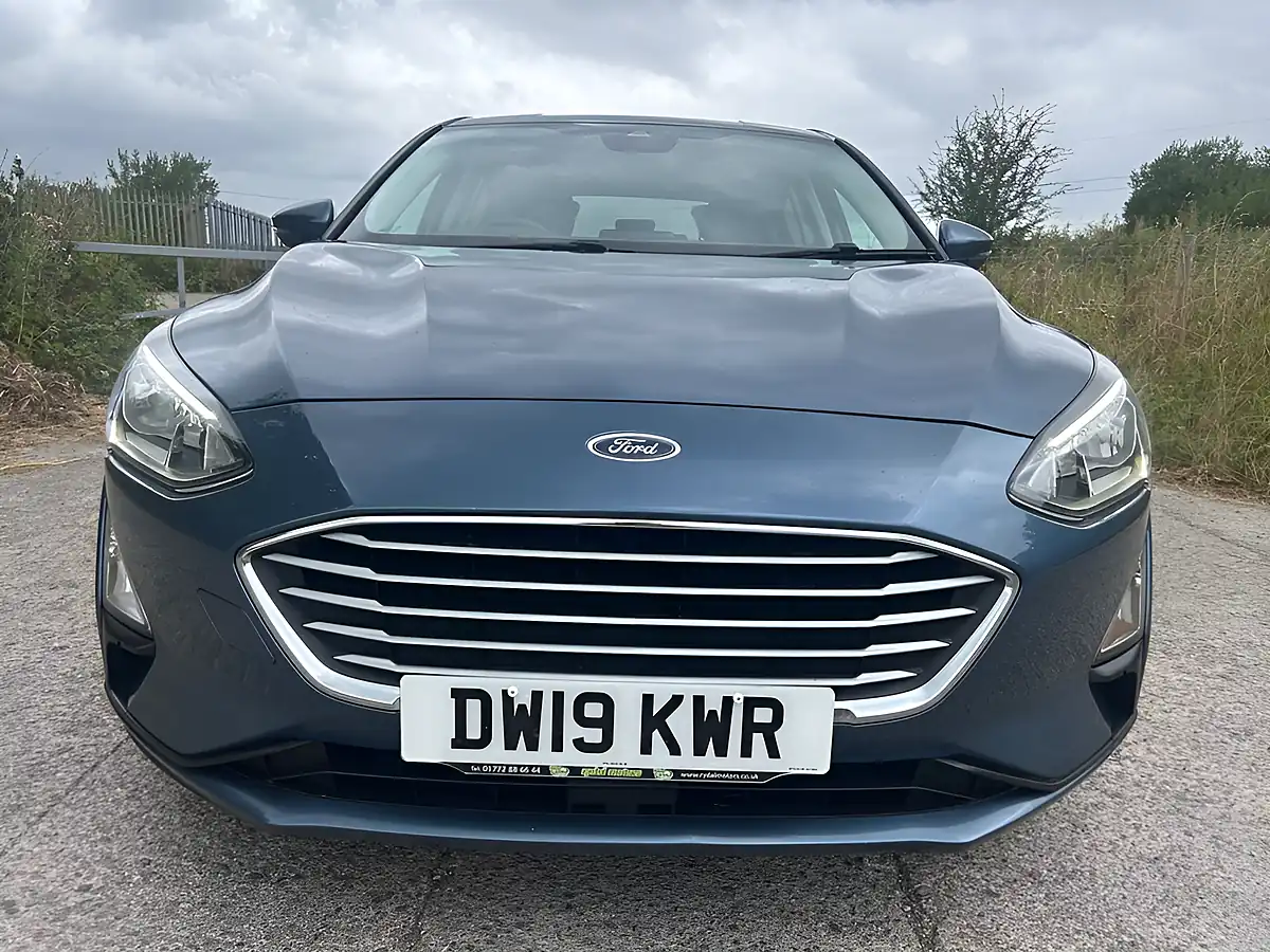 Used 2019 Ford Focus Zetec Blue - Interior and Exterior details 7