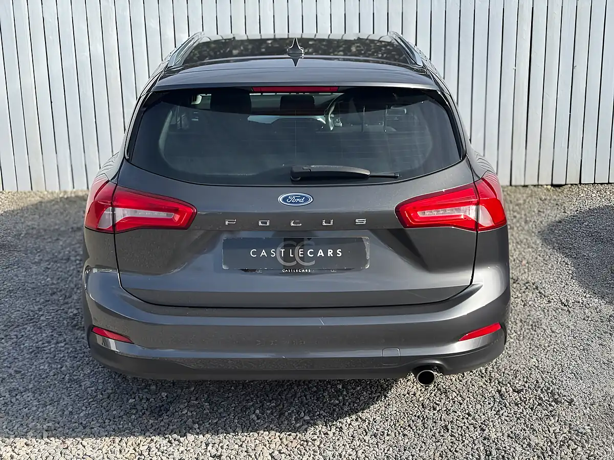 Used 2019 Ford Focus Zetec Grey - Interior and Exterior details 6