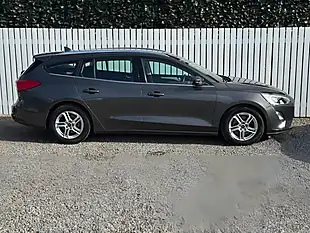 Used 2019 Ford Focus Zetec Grey - Interior and Exterior details 7