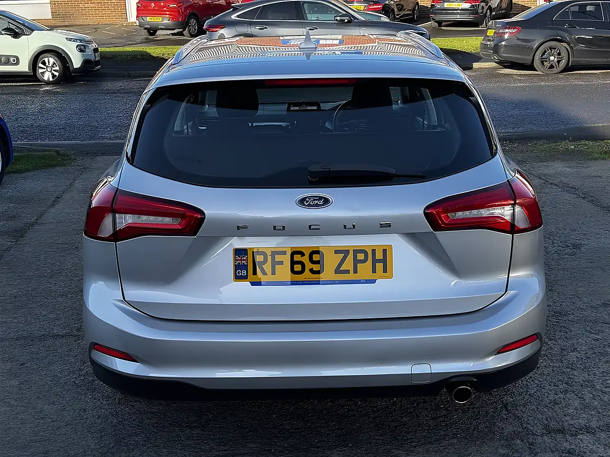 Used 2019 Ford Focus Zetec Grey Metallic - Interior and Exterior details 13