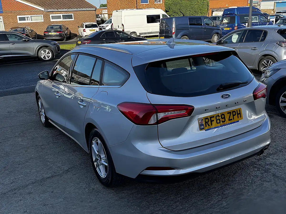 Used 2019 Ford Focus Zetec Grey Metallic - Interior and Exterior details 14