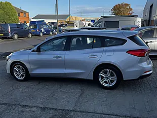 Used 2019 Ford Focus Zetec Grey Metallic - Interior and Exterior details 15