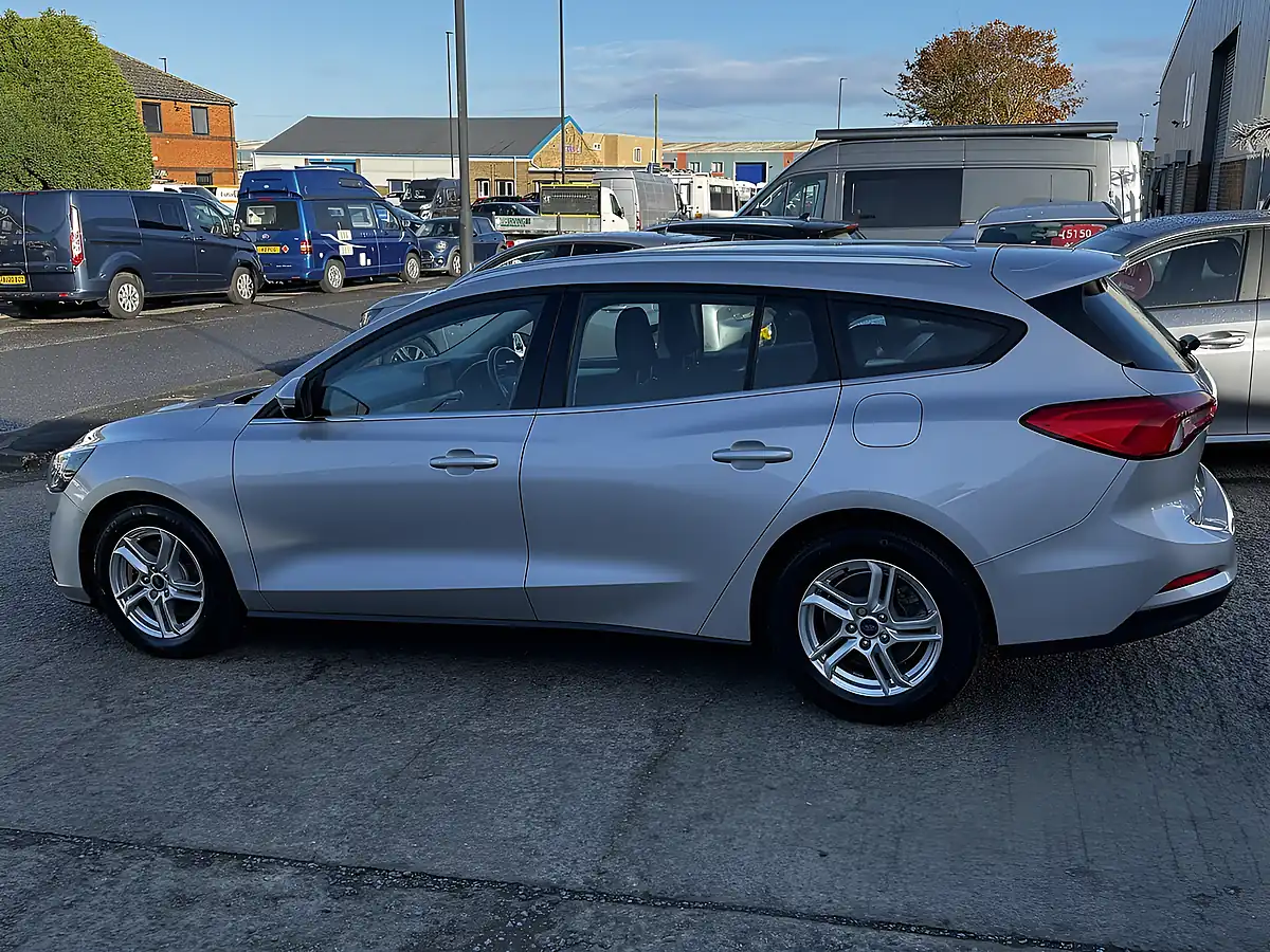 Used 2019 Ford Focus Zetec Grey Metallic - Interior and Exterior details 15