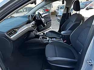 Used 2019 Ford Focus Zetec Grey Metallic - Interior and Exterior details 7