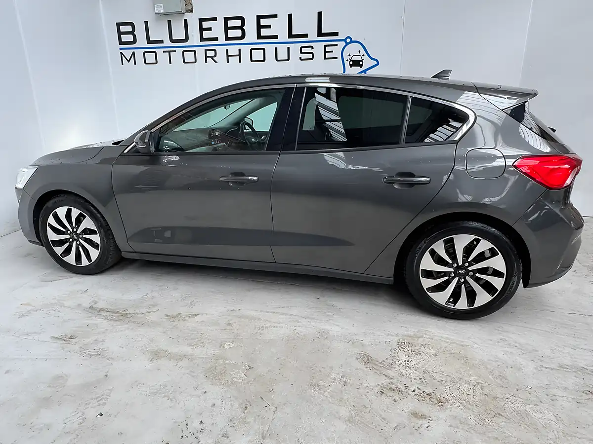 Used 2019 Ford Focus Zetec Magnetic Grey - Interior and Exterior details 6