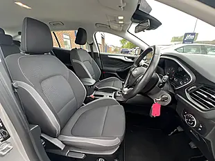 Used 2019 Ford Focus Zetec Moondust Silver - Interior and Exterior details 3
