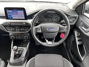Used 2019 Ford Focus Zetec Moondust Silver Met - Interior and Exterior details 11