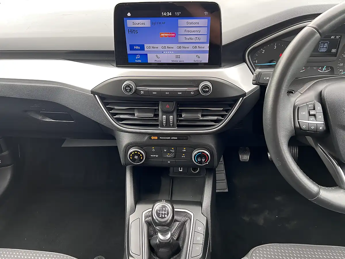 Used 2019 Ford Focus Zetec Moondust Silver Met - Interior and Exterior details 13