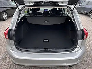Used 2019 Ford Focus Zetec Moondust Silver Met - Interior and Exterior details 19