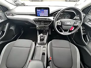 Used 2019 Ford Focus Zetec Moondust Silver Met - Interior and Exterior details 2