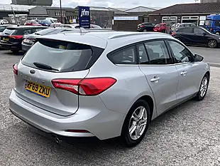 Used 2019 Ford Focus Zetec Moondust Silver Met - Interior and Exterior details 6