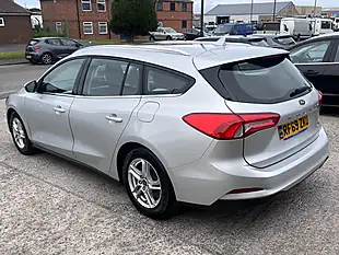 Used 2019 Ford Focus Zetec Moondust Silver Met - Interior and Exterior details 8