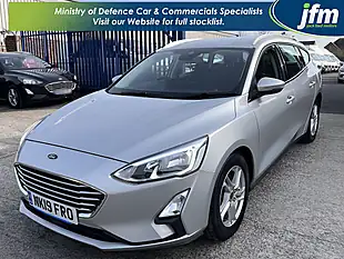Used 2019 Ford Focus Zetec Moondust Silver Metallic - Interior and Exterior details 10