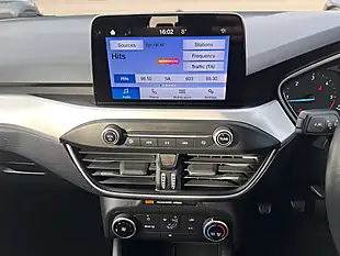 Used 2019 Ford Focus Zetec Moondust Silver Metallic - Interior and Exterior details 13