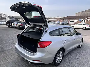 Used 2019 Ford Focus Zetec Moondust Silver Metallic - Interior and Exterior details 18