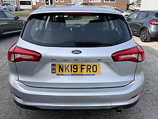 Used 2019 Ford Focus Zetec Moondust Silver Metallic - Interior and Exterior details 7