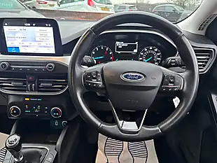 Used 2019 Ford Focus Zetec Red - Interior and Exterior details 14