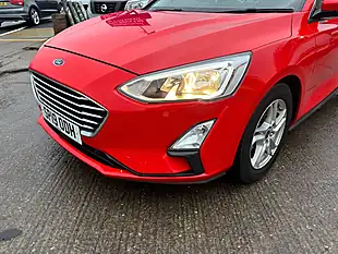Used 2019 Ford Focus Zetec Red - Interior and Exterior details 3