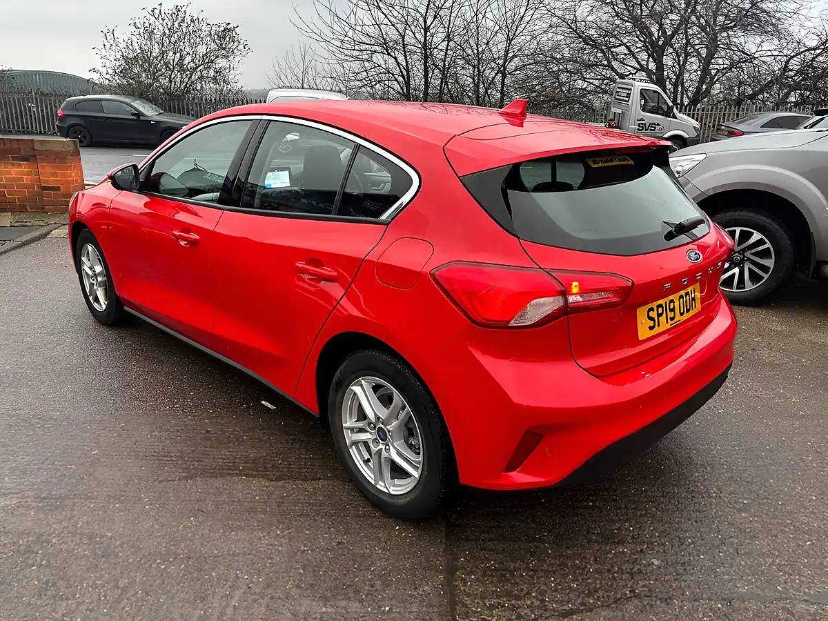 Used 2019 Ford Focus Zetec Red - Interior and Exterior details 6