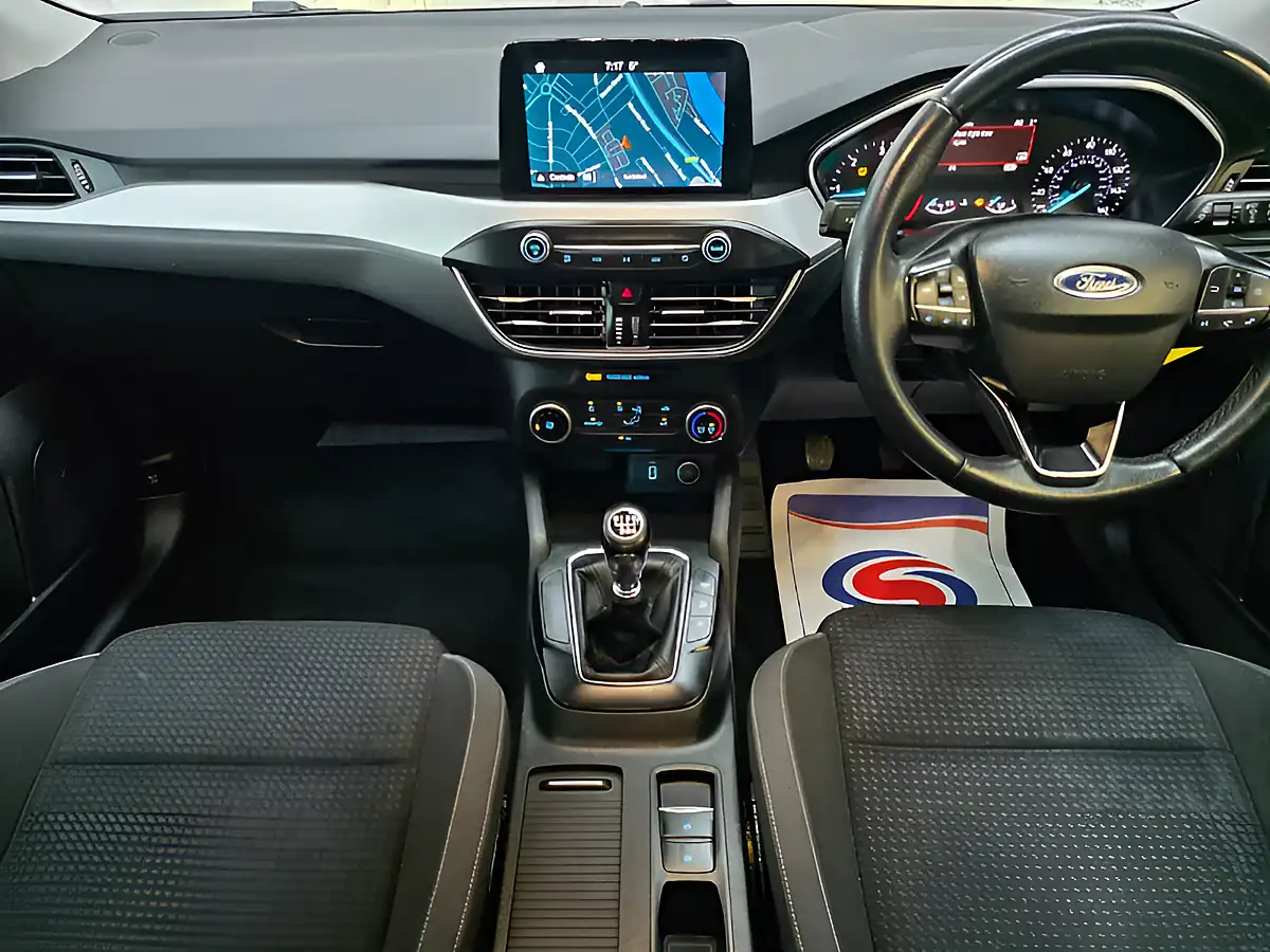 Used 2019 Ford Focus Zetec Red - Interior and Exterior details 11