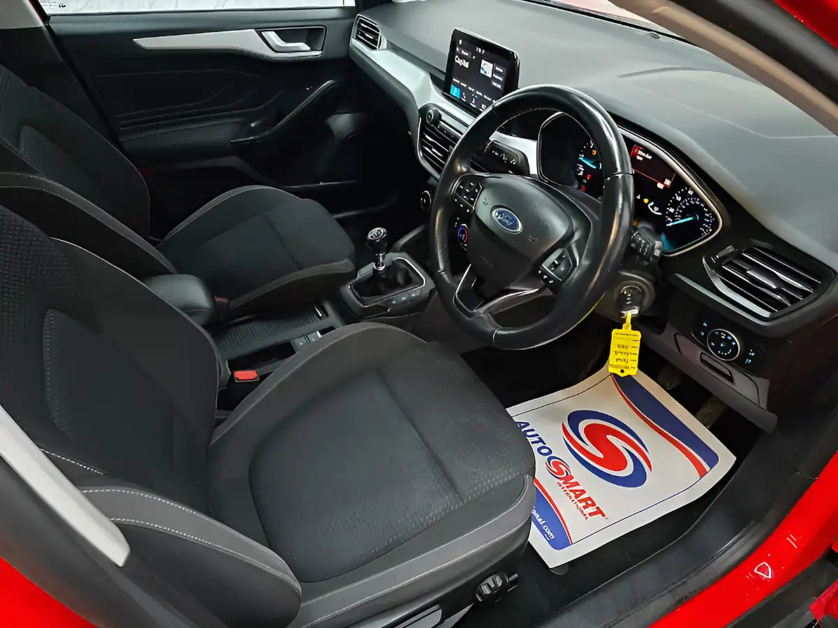 Used 2019 Ford Focus Zetec Red - Interior and Exterior details 15