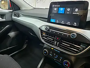 Used 2019 Ford Focus Zetec Red - Interior and Exterior details 16