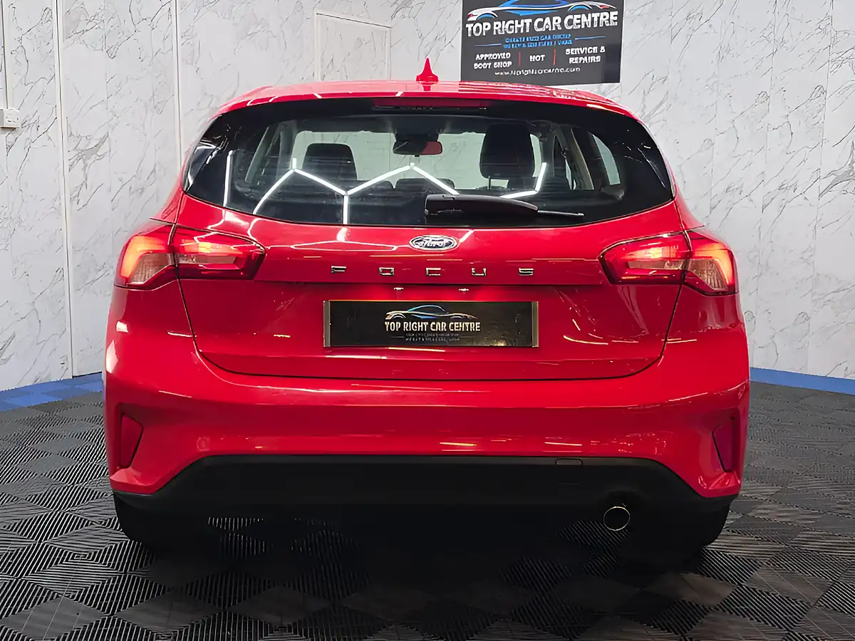 Used 2019 Ford Focus Zetec Red - Interior and Exterior details 5