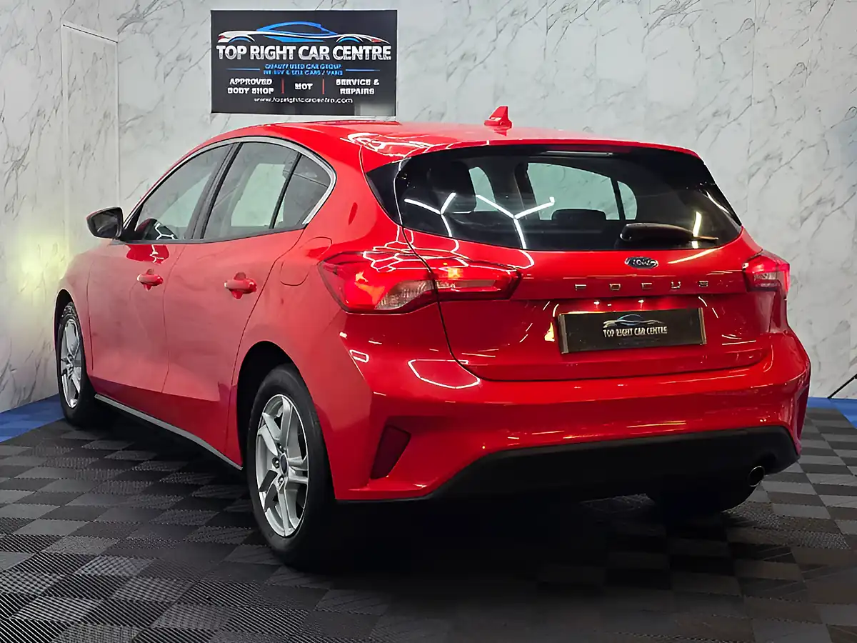Used 2019 Ford Focus Zetec Red - Interior and Exterior details 6