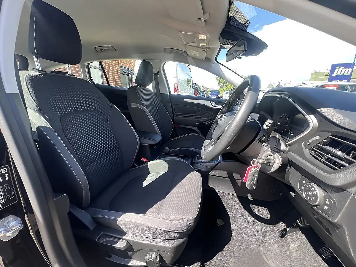 Used 2019 Ford Focus Zetec Shadow Black Met - Interior and Exterior details 3