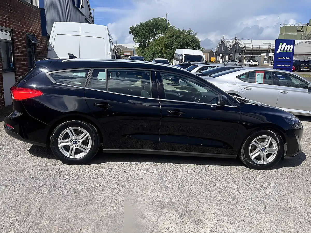 Used 2019 Ford Focus Zetec Shadow Black Met - Interior and Exterior details 5