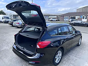 Used 2019 Ford Focus Zetec Shadow Black Met - Interior and Exterior details 17