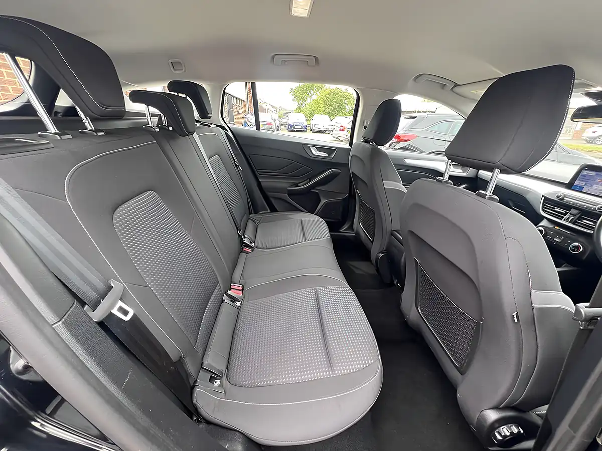 Used 2019 Ford Focus Zetec Shadow Black Mica - Interior and Exterior details 4