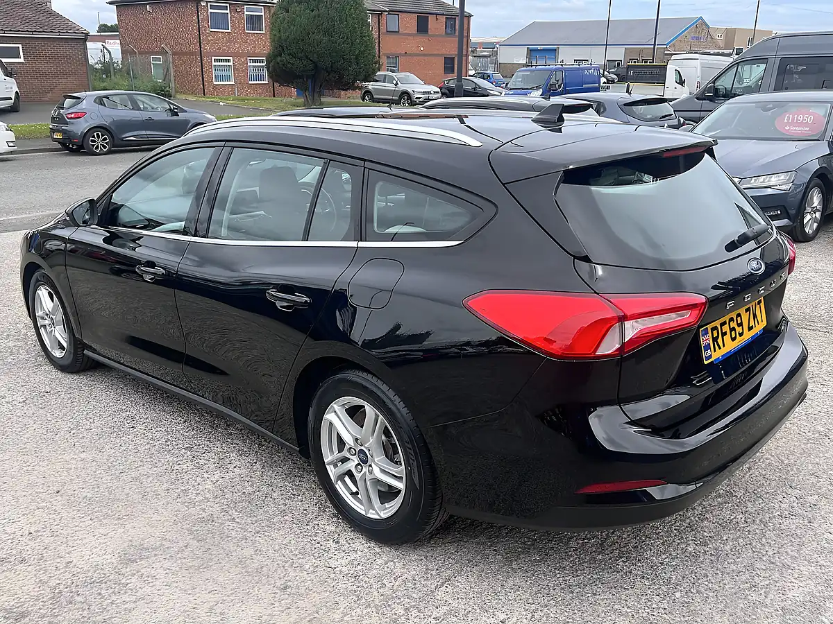 Used 2019 Ford Focus Zetec Shadow Black Mica - Interior and Exterior details 8