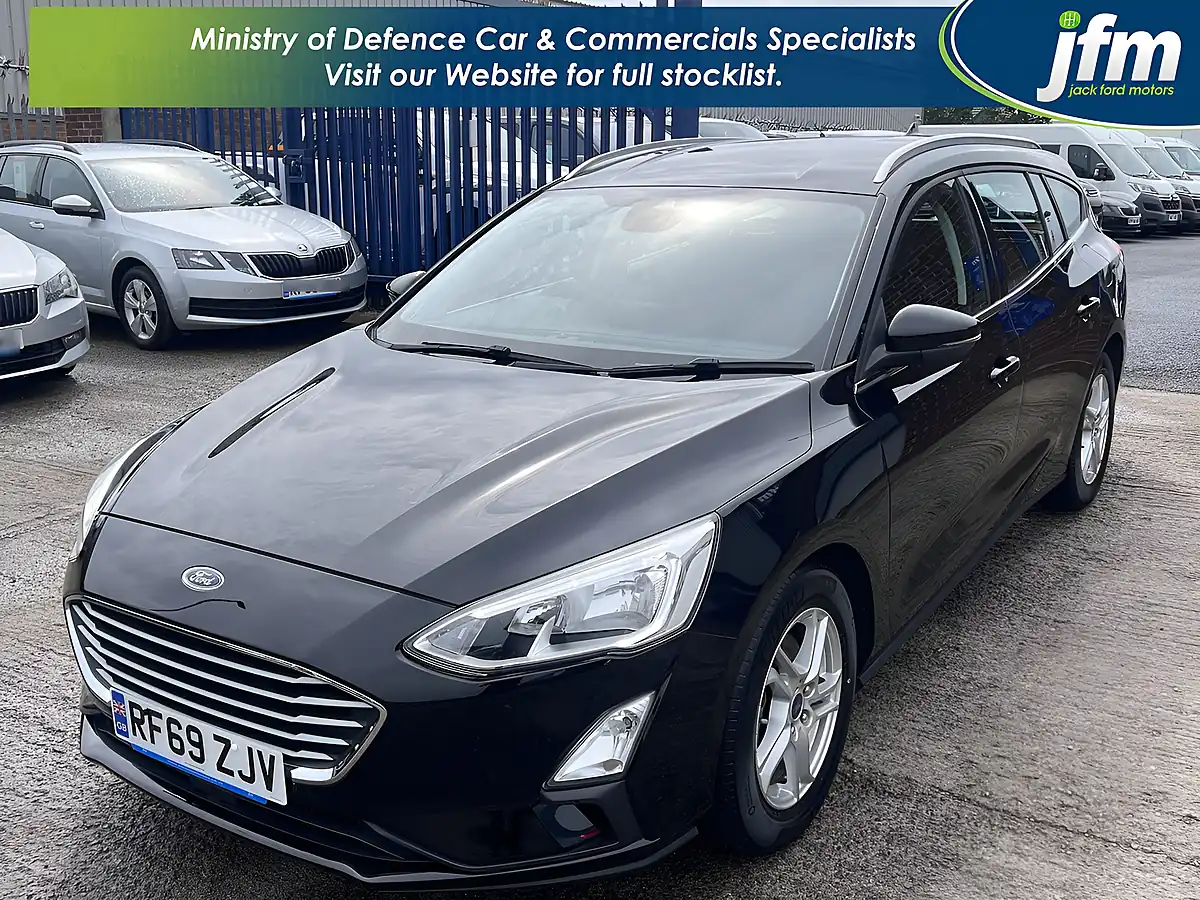 Used 2019 Ford Focus Zetec Shadow Black Mica - Interior and Exterior details 10