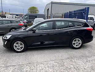 Used 2019 Ford Focus Zetec Shadow Black Mica - Interior and Exterior details 9