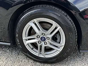 Used 2019 Ford Focus Zetec Shadow Black Mica - Interior and Exterior details 18