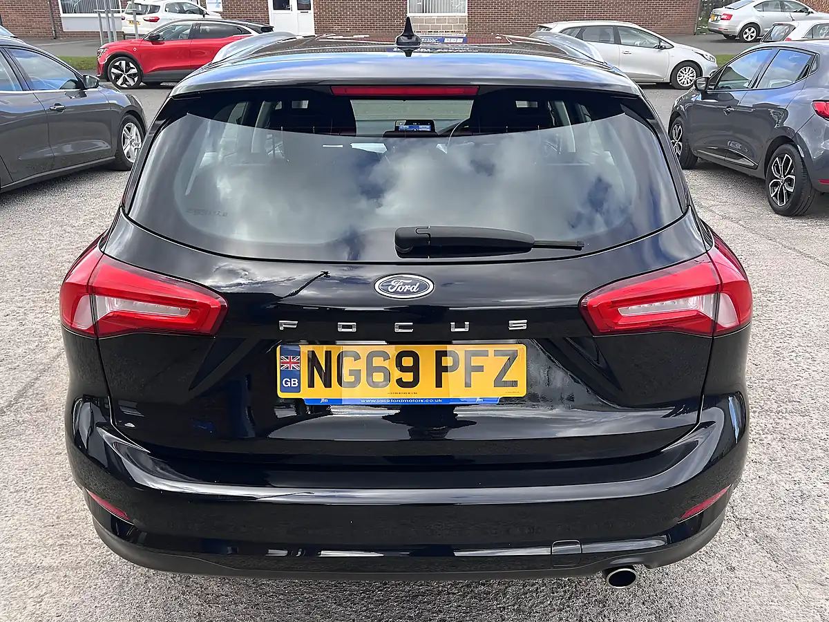 Used 2019 Ford Focus Zetec Shadow Black Mica - Interior and Exterior details 6