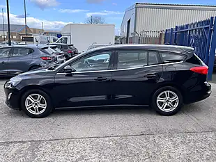 Used 2019 Ford Focus Zetec Shadow Black Mica - Interior and Exterior details 8