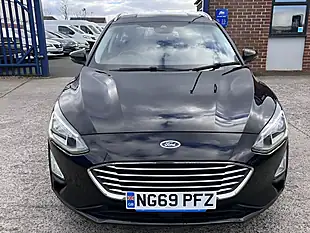 Used 2019 Ford Focus Zetec Shadow Black Mica - Interior and Exterior details 9