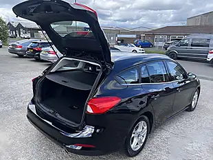 Used 2019 Ford Focus Zetec Shadow Black Mica - Interior and Exterior details 18