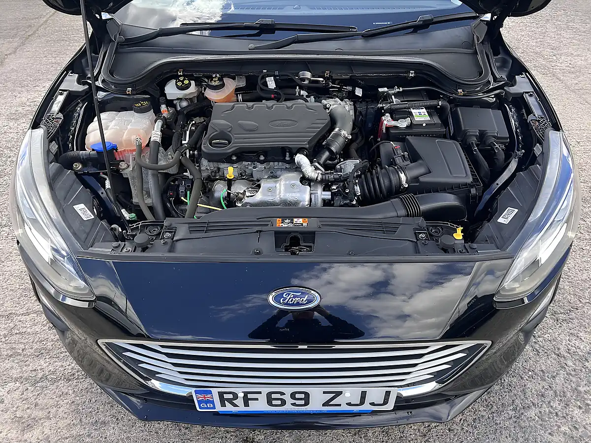 Used 2019 Ford Focus Zetec Shadow Black Mica - Interior and Exterior details 20
