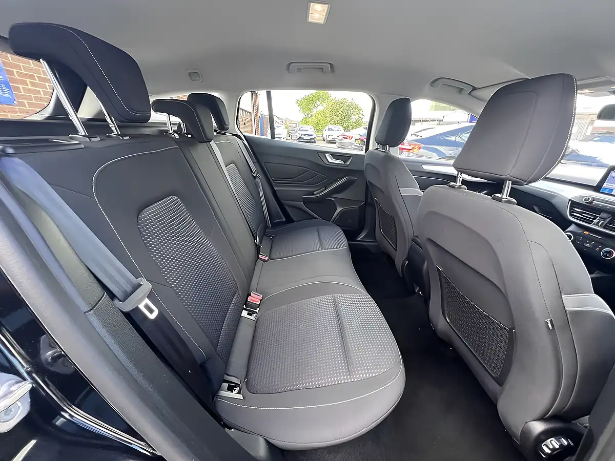 Used 2019 Ford Focus Zetec Shadow Black Mica - Interior and Exterior details 4
