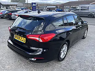 Used 2019 Ford Focus Zetec Shadow Black Mica - Interior and Exterior details 6